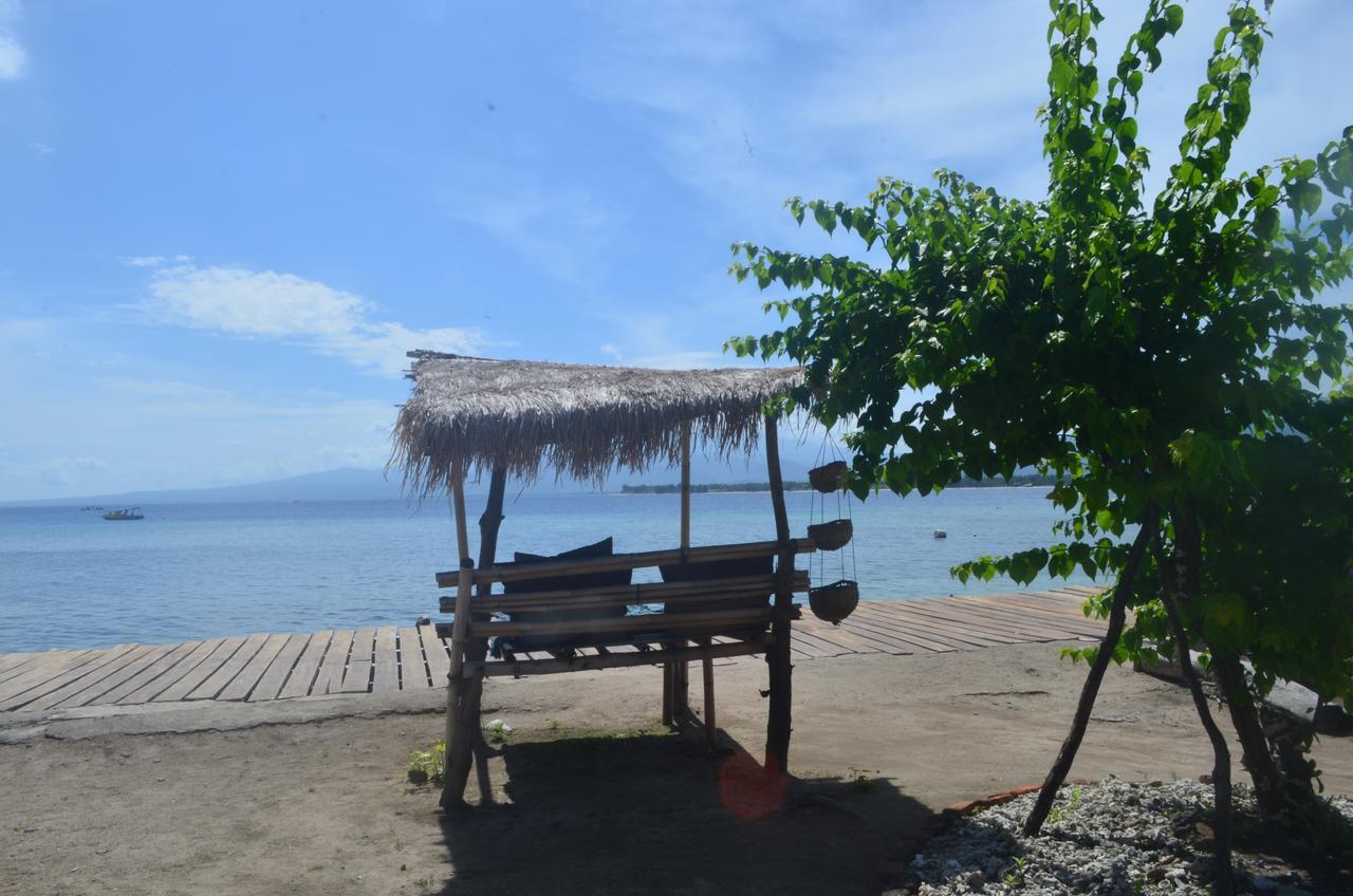 Gili Meno Eco Hostel Exterior photo